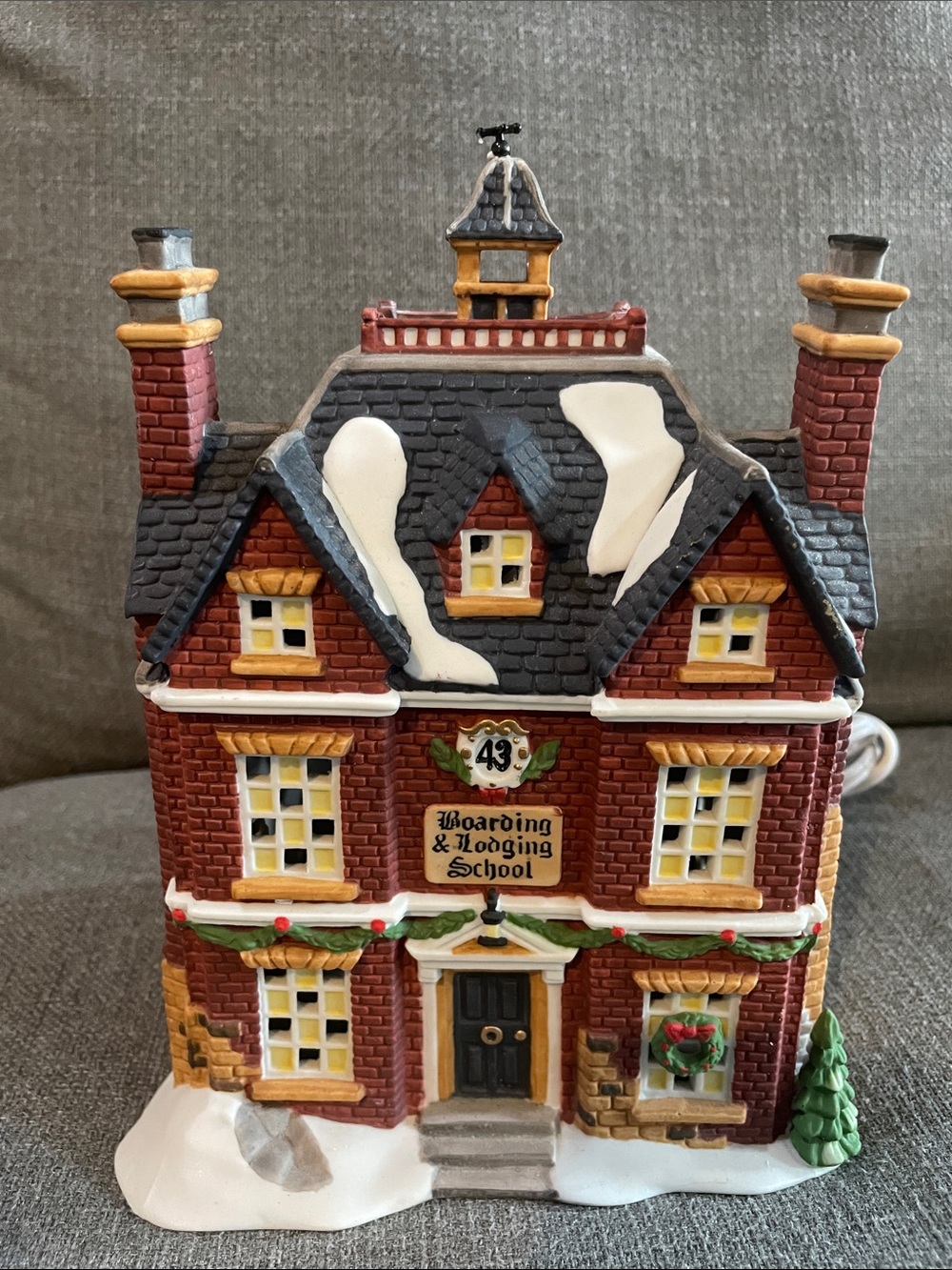 Department 56 Dickens Village Boarding & Lodging School Christmas Lighted House